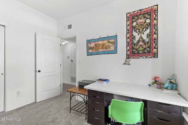 Building Photo - 14828 Tierra Escape Ave