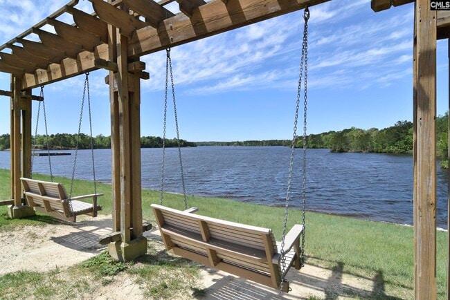 Building Photo - 825 Hidden Point Dr