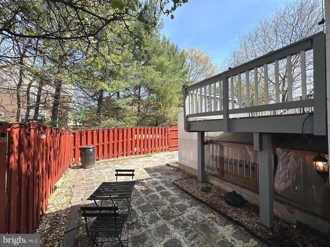 Building Photo - 14632 Stone Crossing Ct