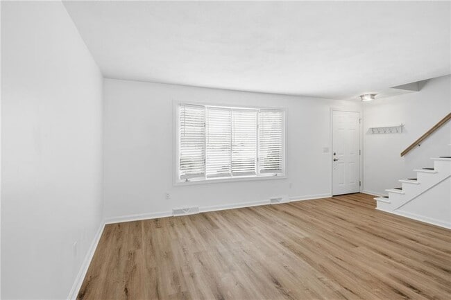 Building Photo - 23 Benefit St