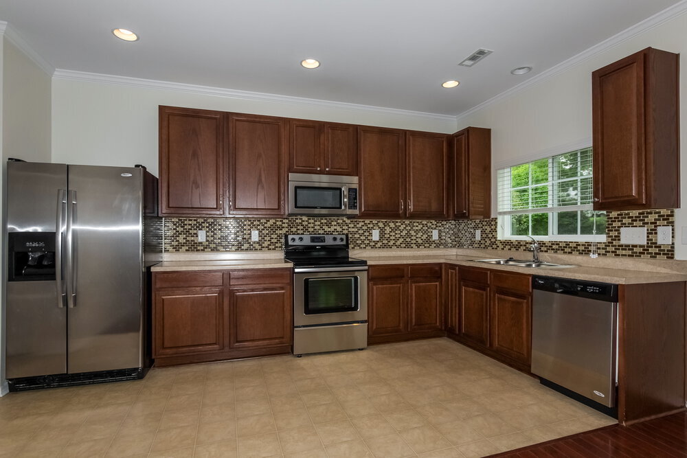 Building Photo - 6413 Prosperity Commons Dr