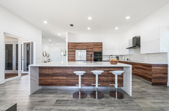 Building Photo - 1250 Placid Ct