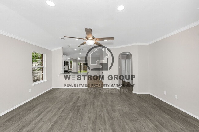 Building Photo - 2201 Sweetwood Dr