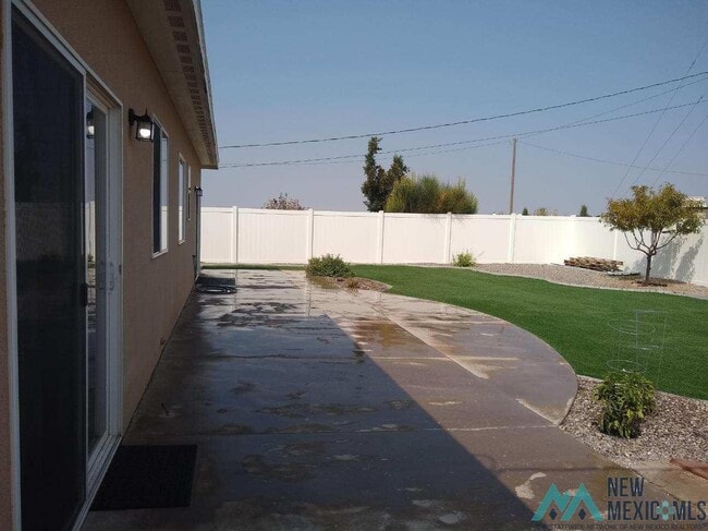 Building Photo - 1512 Champ Clark Ct