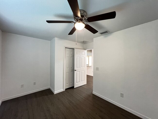 Building Photo - BEAUTIFUL 3 BD/2BA Home in Ocklawaha!!