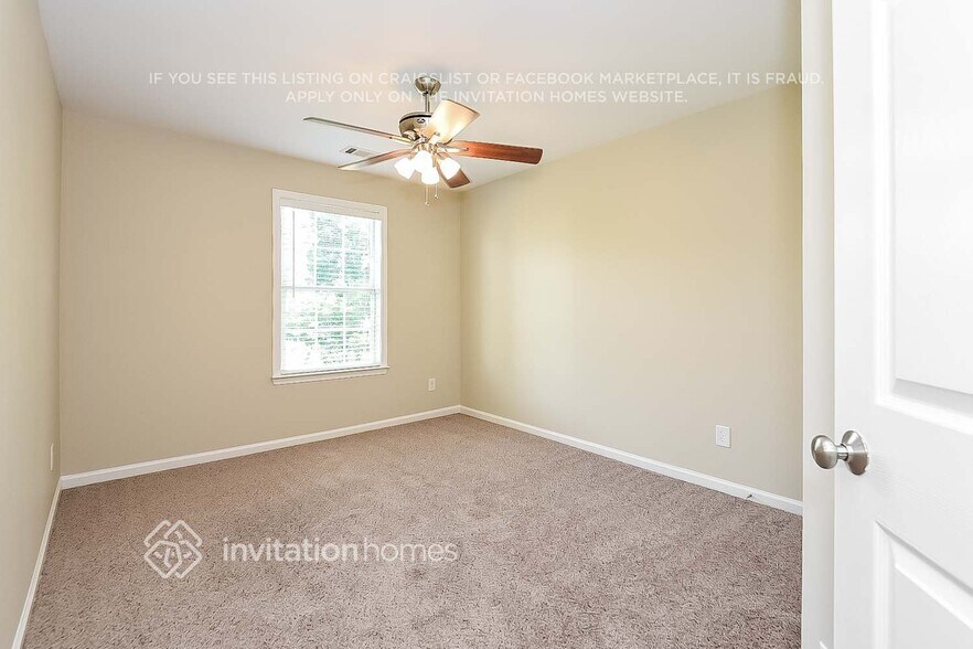 Building Photo - 543 Watercress Dr