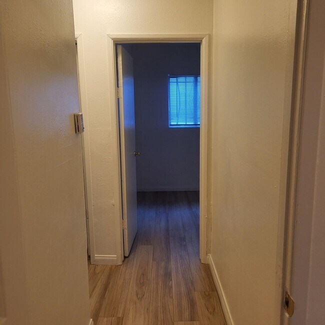 Building Photo - 2315 W Compton Blvd