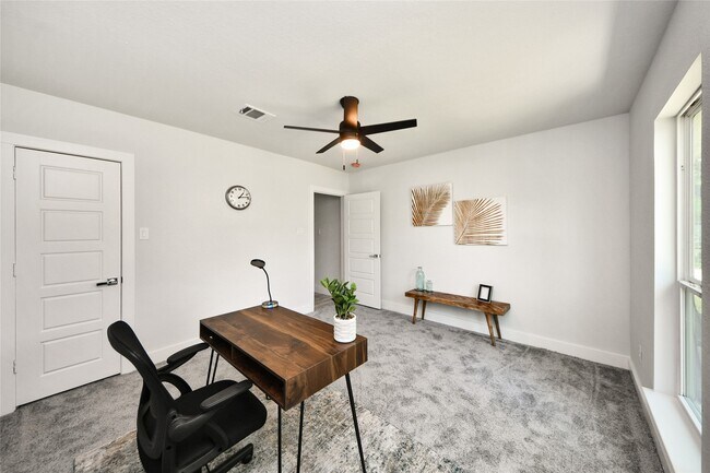 Building Photo - 3630 Alsace St