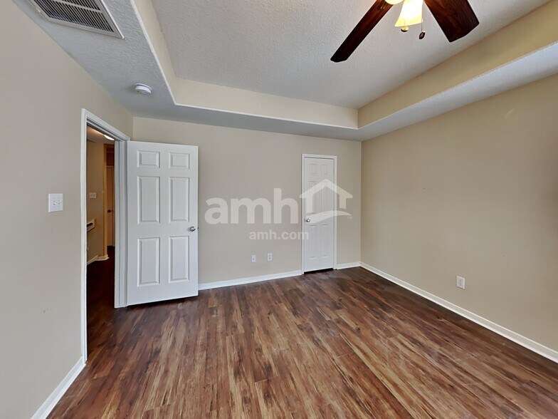 Building Photo - 17907 Juniper Green Trl