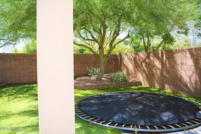 Building Photo - 28324 N 25th Ave