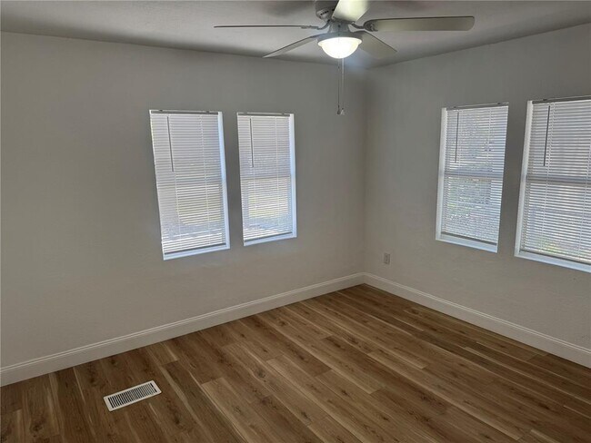 Building Photo - 1371 14th St