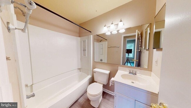 Building Photo - 6008 Chestnut Hollow Ct