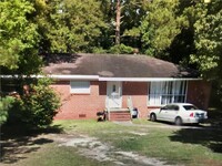 Building Photo - 750 Magnolia Rd