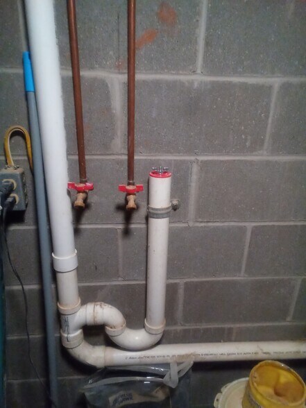 Basement Laundry - 126 Euclid Pl