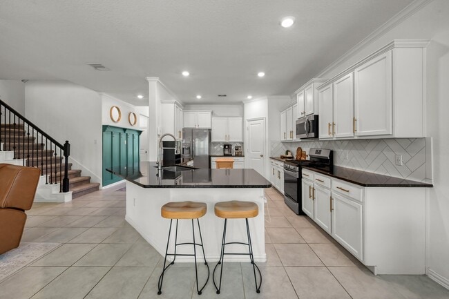 Building Photo - 508 Loft Ct