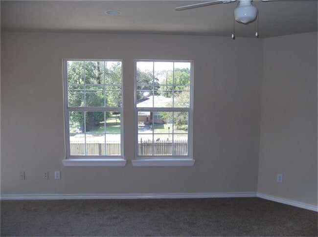 Building Photo - 2627 Desoto Sq Dr