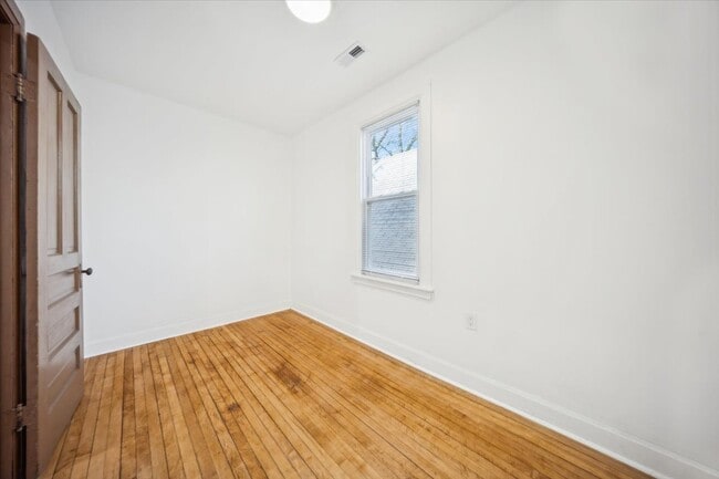 Building Photo - 5049 W 29th Pl