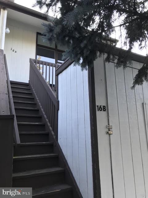 Building Photo - 16 Runnemede Rd