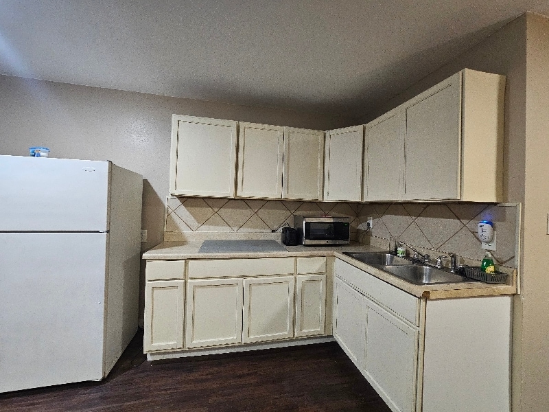 Building Photo - 2040 Indian Point Rd