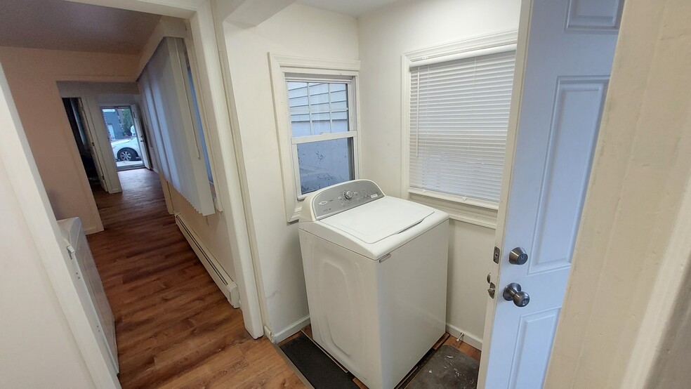 Laundry - 6202 Meadowview Ave
