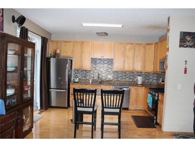 Building Photo - 5225 Holly Ln N