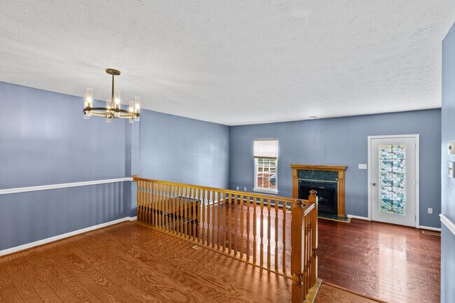 Building Photo - 5411 Castlestone Dr