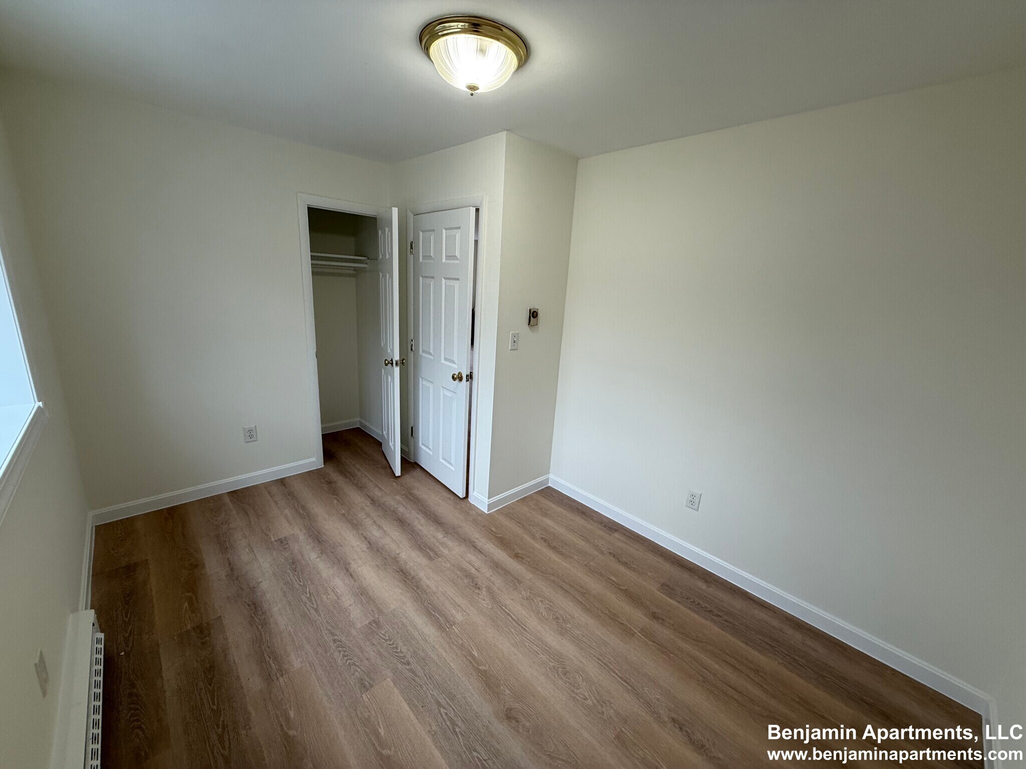 Building Photo - 18 Embassy Rd