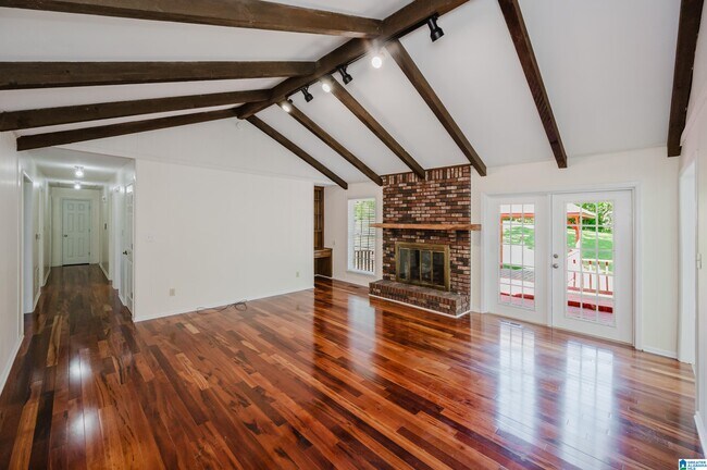 Building Photo - 1828 Jacobs Ln