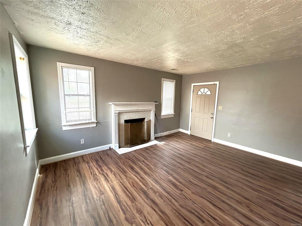 Building Photo - 3616 Gaston Ave