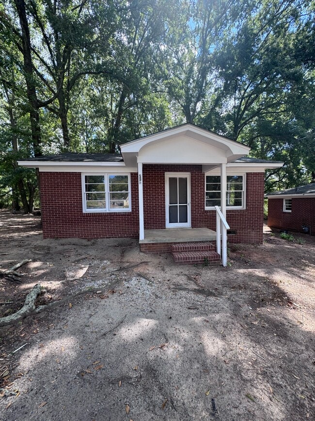 Building Photo - 216 Crawford Ave