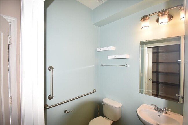 Building Photo - 13008 Sawgrass Pine Cir