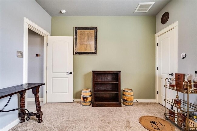 Building Photo - 226 Sycamore St