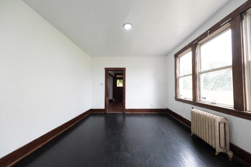 Building Photo - 1022 Kenneth Ave
