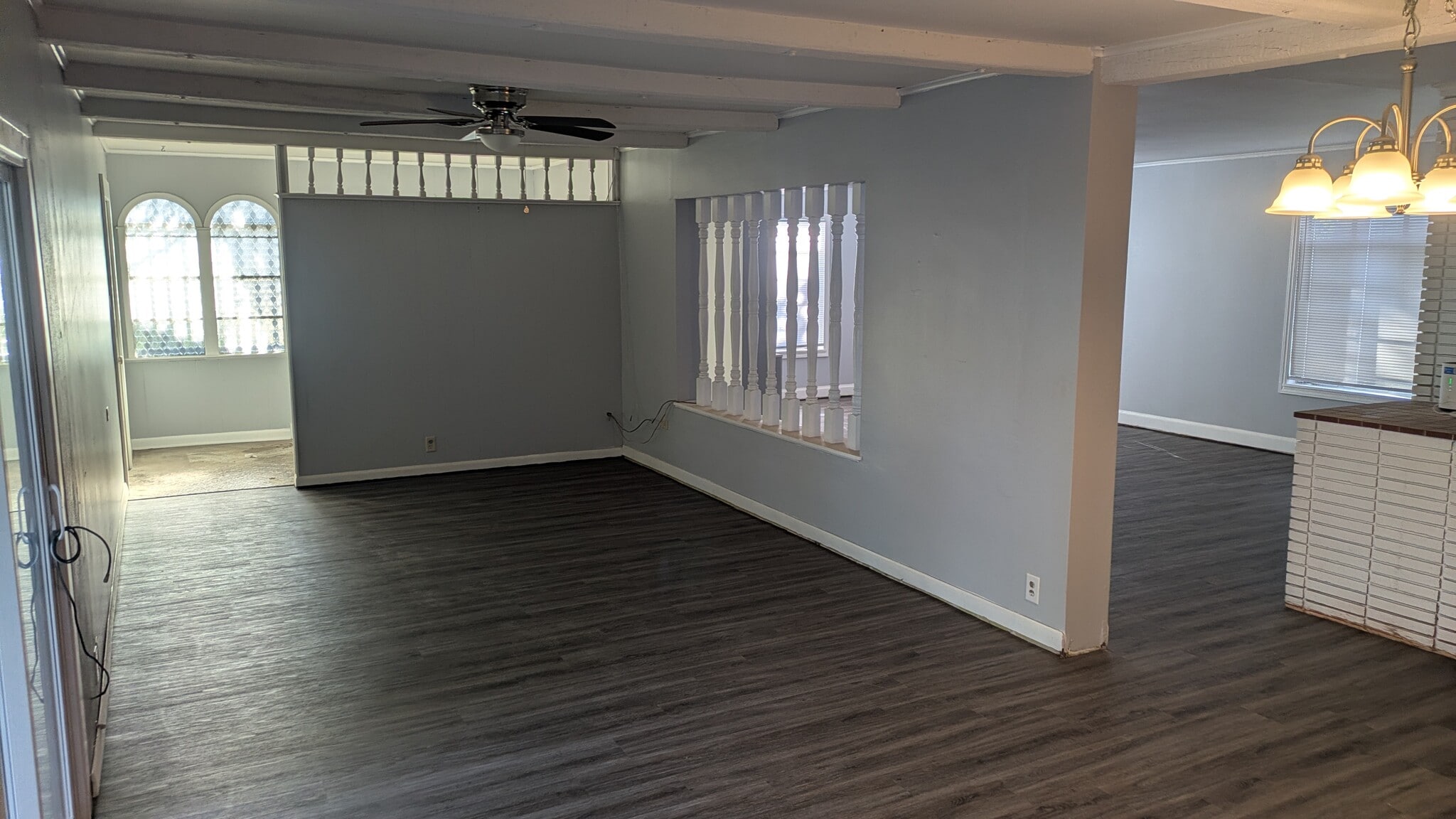 Building Photo - 1816 W Main St