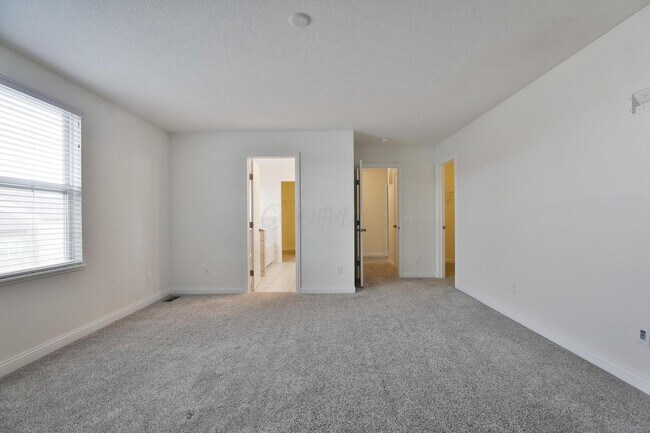 Building Photo - 6138 Prosen Dr