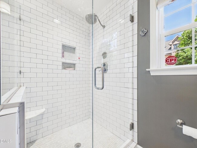 Building Photo - 2912 Oberlin Rd