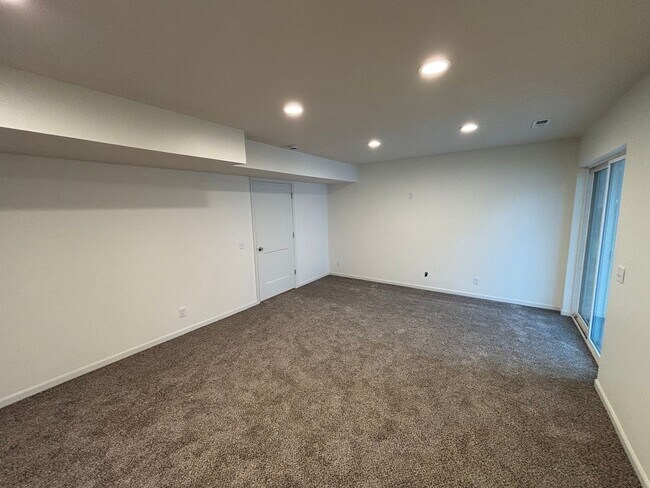 Building Photo - Available now! Brand New 3 Bedroom 2 Bath Home with Bonus Room on 9th Avenue!