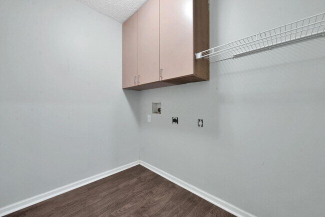 Building Photo - 1080 Mastell Dr