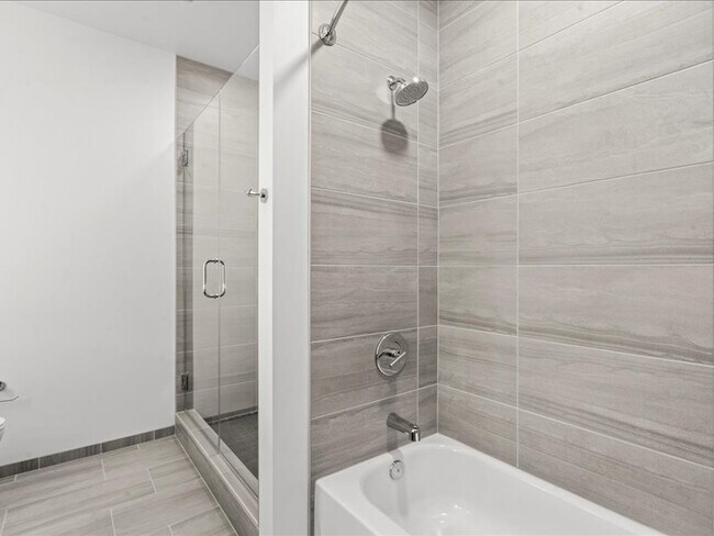 Building Photo - 808 N Cleveland Ave