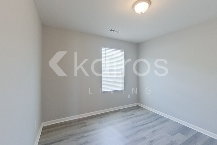 Building Photo - 3908 Miller Dr