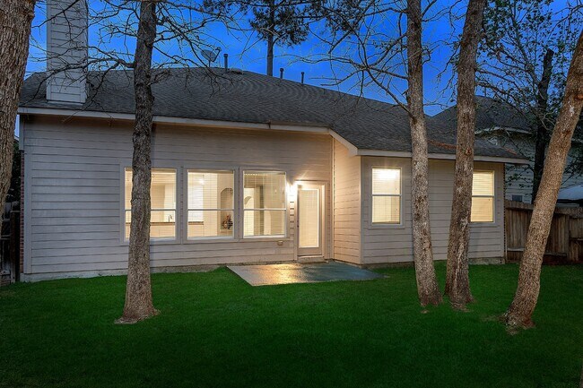 Building Photo - 131 S Spinning Wheel Cir