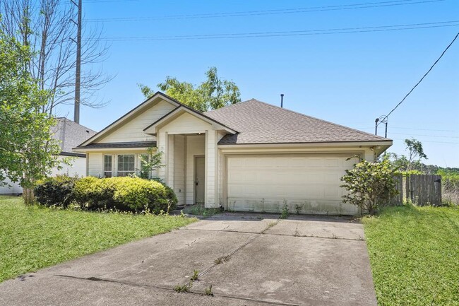 Building Photo - 420 Woodlake Dr
