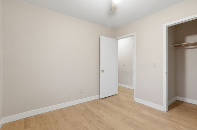 Building Photo - Beautiful 4 Bedroom Home with a Pool in Whitney Ranch!