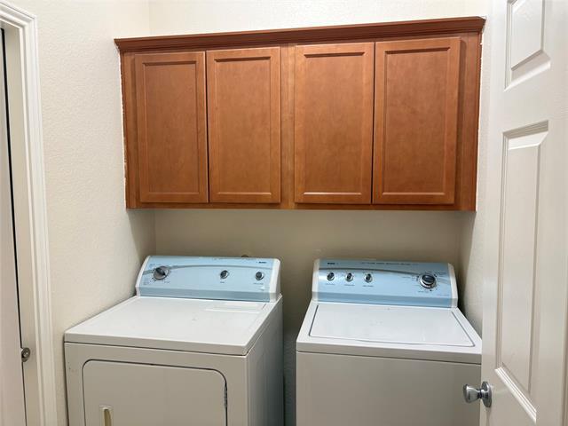 Building Photo - 5895 Candlelight Ln