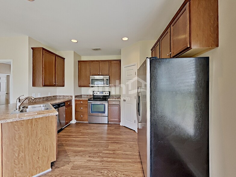 Building Photo - 375 Dunnwood Loop
