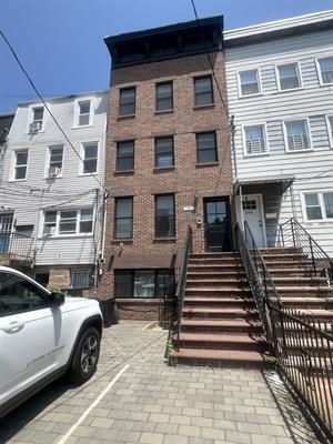Building Photo - 348.5 5th St