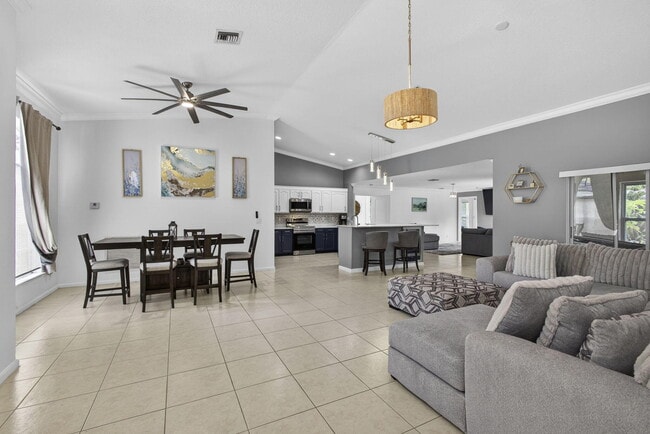 Building Photo - 16931 78th Rd N