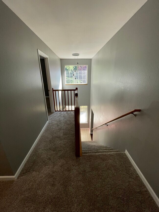 Building Photo - 707 125th Pl NW