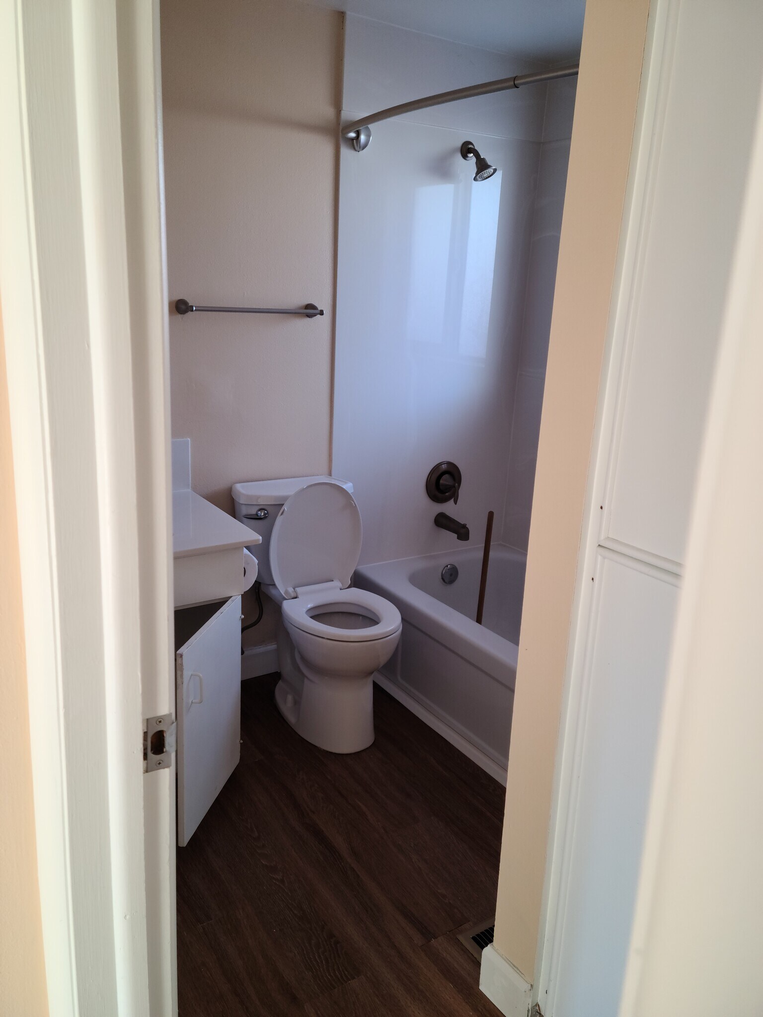 2nd bathroom - 104 Stanford Ave