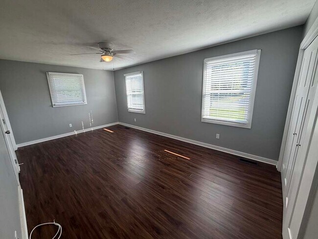 Building Photo - 1227 Rocky Hill Rd
